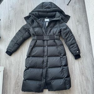 Soia & Kyo belted black long puffer coat